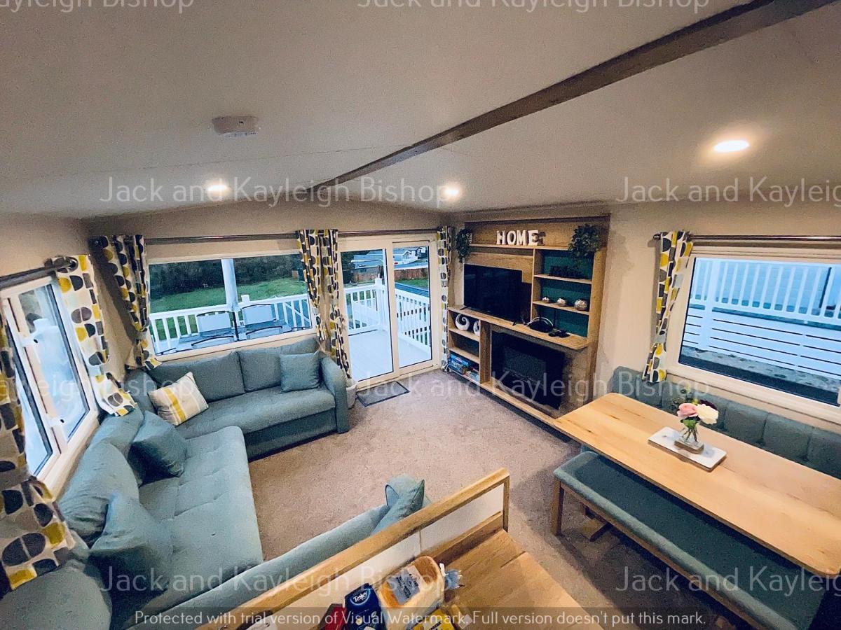 3-Bedroom Holiday Home With Valley Views Newquay  Exterior photo
