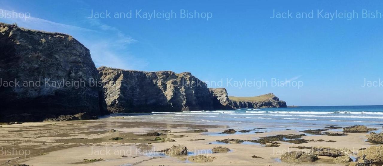 3-Bedroom Holiday Home With Valley Views Newquay  Exterior photo